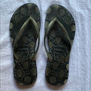 Havaianas slim flip flops